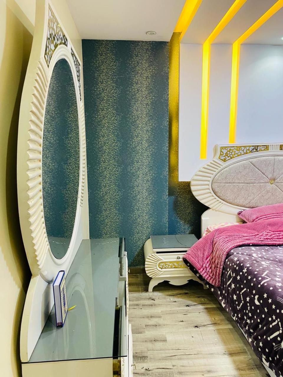 الدقي شارع مصدق Apartment Cairo